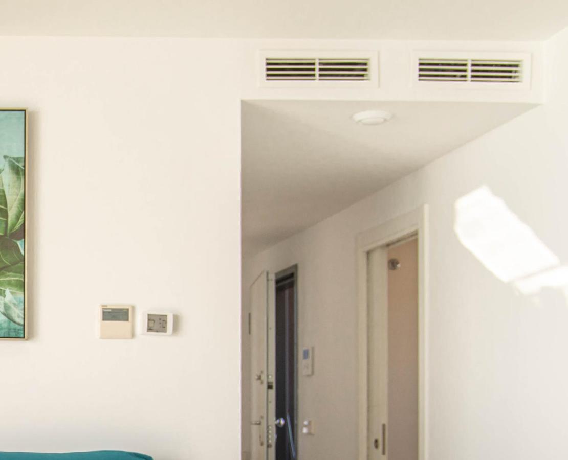 Modern Sea Front Reef Apartamento Alicante Exterior foto