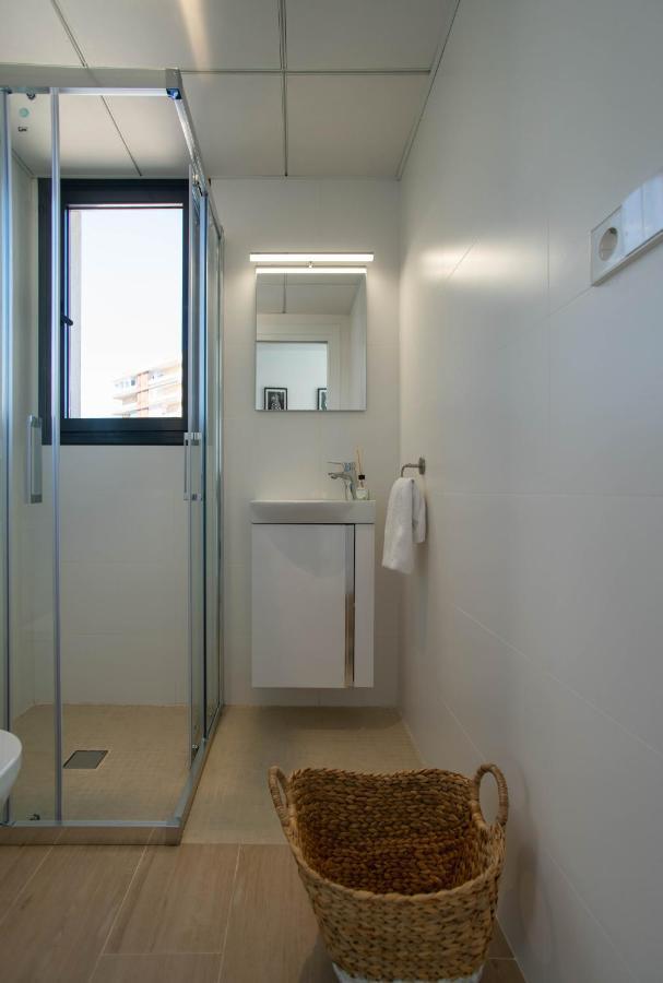 Modern Sea Front Reef Apartamento Alicante Exterior foto
